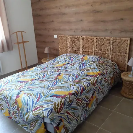 Les Locs Du Grazel Holiday home Ruoms