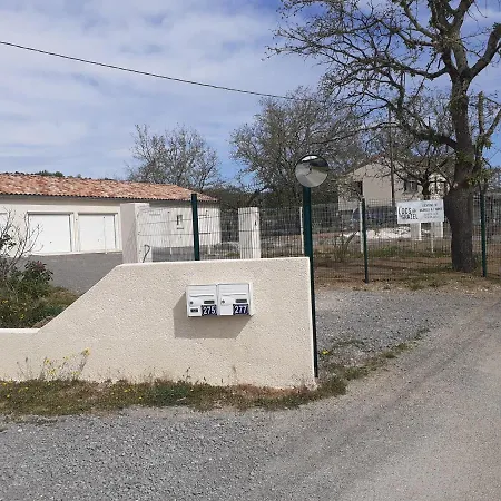 Holiday home Les Locs Du Grazel *