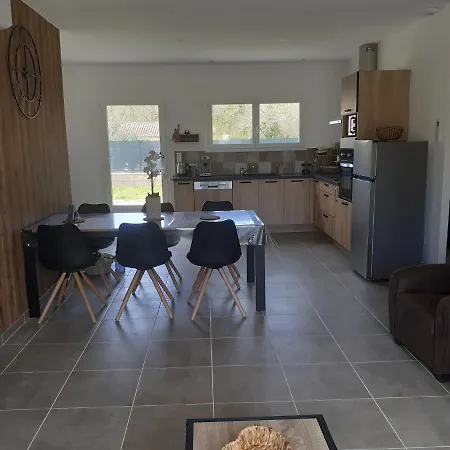 Holiday home Les Locs Du Grazel *