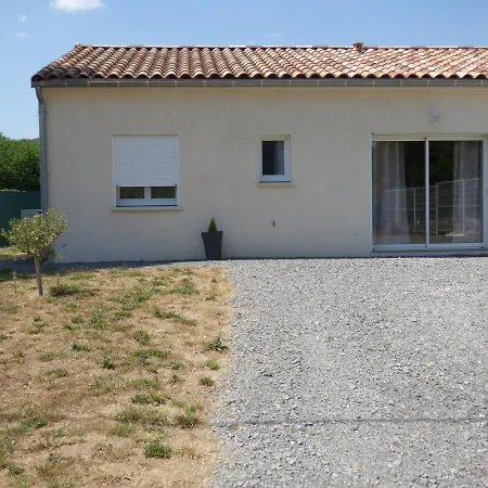 Les Locs Du Grazel Holiday home Ruoms